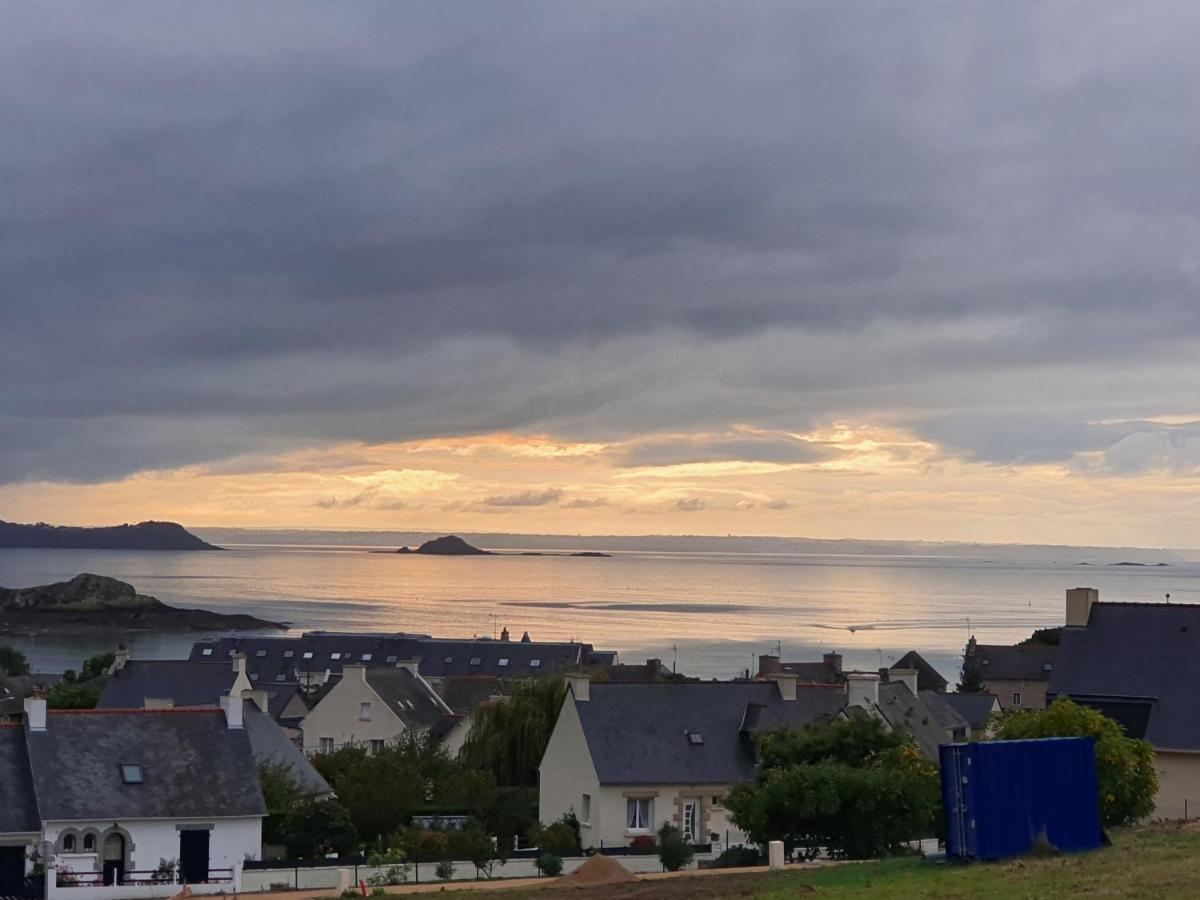 Appartement Bretagne Vue Mer Exceptionnelle Sur Les Hauts D'Erquy Au Calme ! Et Au Pied Du Gr34 Kültér fotó