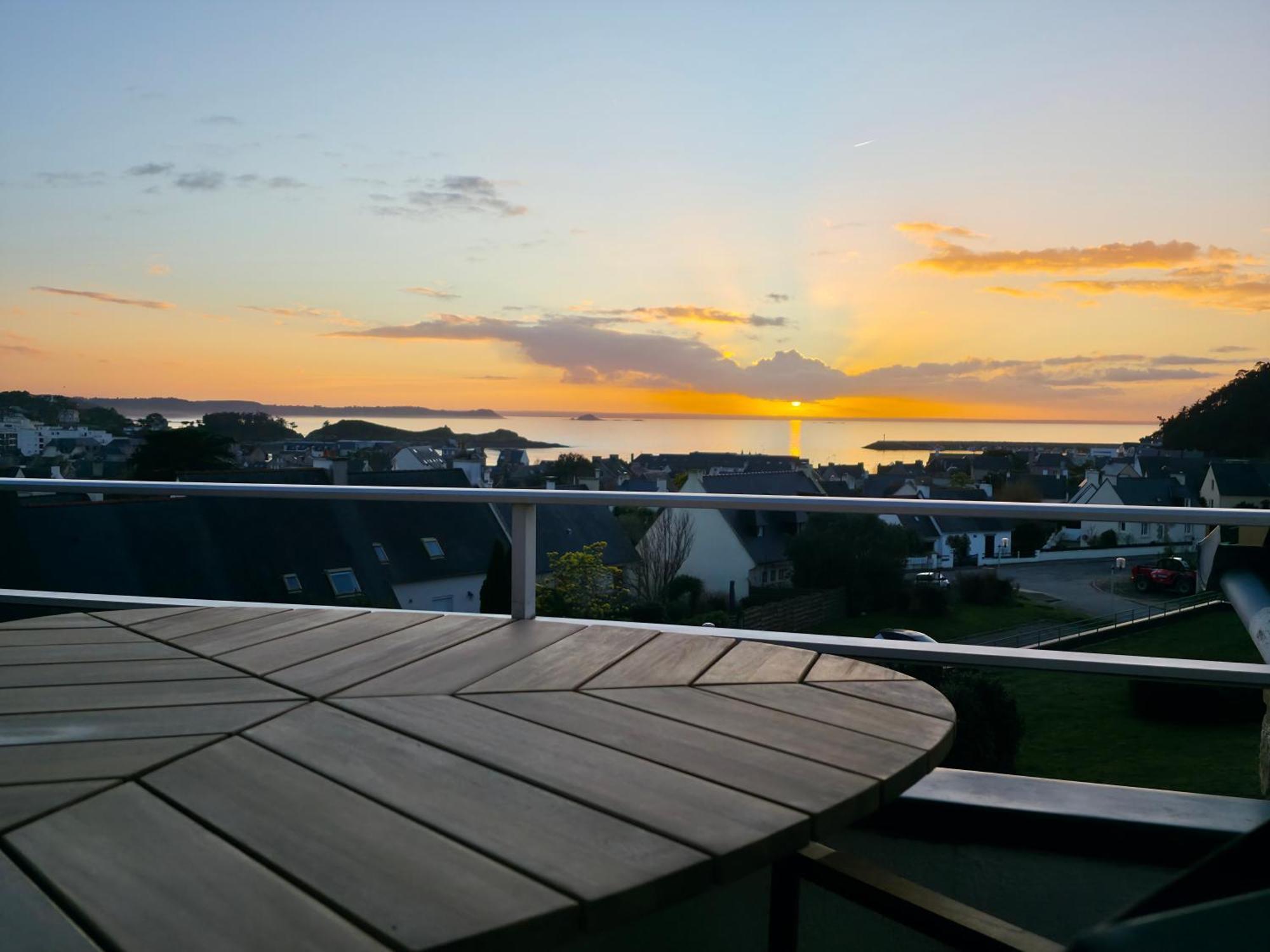 Appartement Bretagne Vue Mer Exceptionnelle Sur Les Hauts D'Erquy Au Calme ! Et Au Pied Du Gr34 Kültér fotó